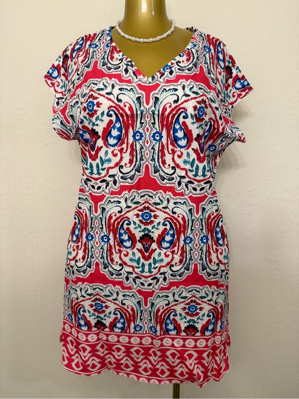 V-Neck Short Sleeve Printed Tunic Top - Red Multicolor